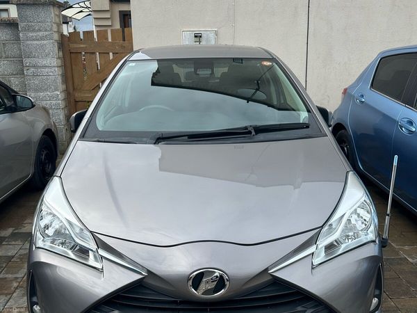 Toyota Vitz Hatchback, Petrol, 2017, Grey