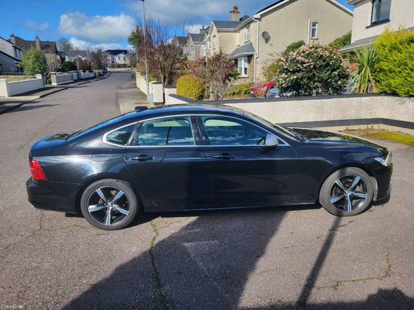 Volvo S90 Saloon, Diesel, 2019, Black