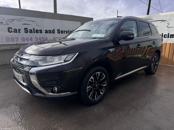 Mitsubishi Outlander SUV, Petrol Plug-in Hybrid, 2017, Black