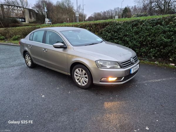 Volkswagen Passat Saloon, Diesel, 2012, Brown
