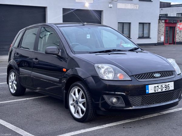 Ford Fiesta Hatchback, Petrol, 2007, Black