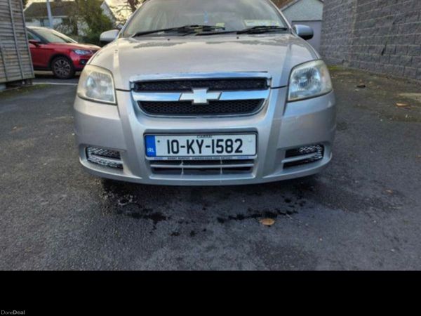 Chevrolet Aveo Saloon, Petrol, 2010, Silver