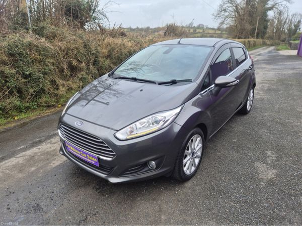 Ford Fiesta Hatchback, Diesel, 2016, Grey