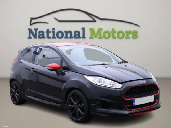 Ford Fiesta Hatchback, Petrol, 2015, Black