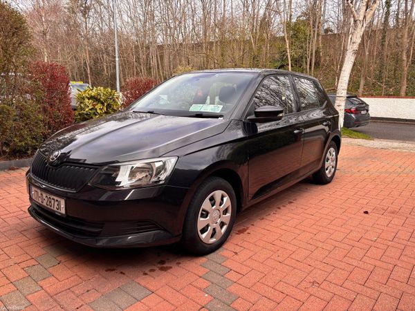 Skoda Fabia Hatchback, Petrol, 2017, Black