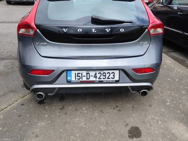 Volvo V40 Hatchback, Diesel, 2015, Grey