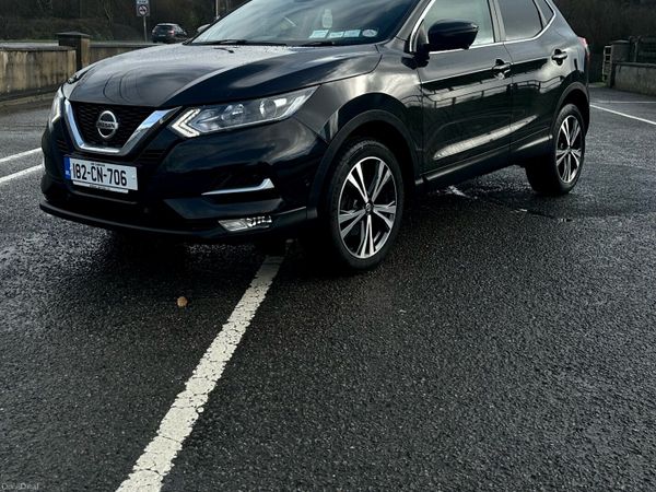 Nissan Qashqai Hatchback, Diesel, 2018, Black