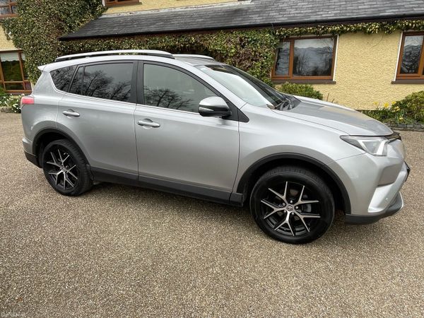 Toyota RAV4 SUV, Diesel, 2017, Grey