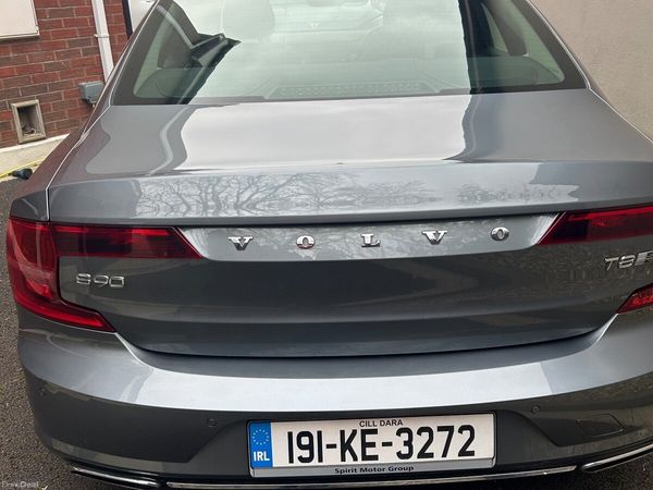 Volvo S90 Saloon, Petrol Plug-in Hybrid, 2019, Grey