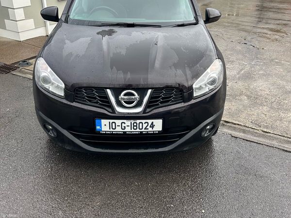 Nissan Qashqai Hatchback, Diesel, 2010, Black