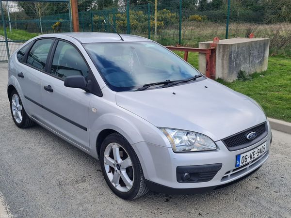 Ford Focus Hatchback, Petrol, 2006, Silver