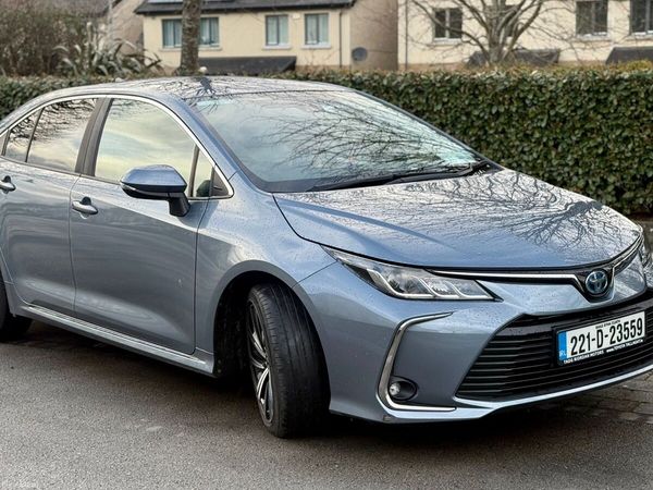 Toyota Corolla Saloon, Petrol Hybrid, 2022, Grey