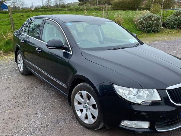 Skoda Superb Saloon, Diesel, 2012, Black