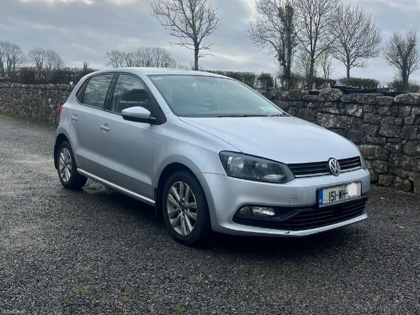 Volkswagen Polo Hatchback, Petrol, 2015, Silver