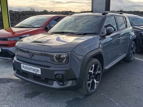 Renault 4 Hatchback, Electric, 2026, Grey