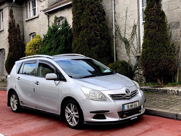 Toyota Verso MPV, Diesel, 2010, Silver