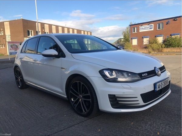 Volkswagen Golf Hatchback, Diesel, 2014, White