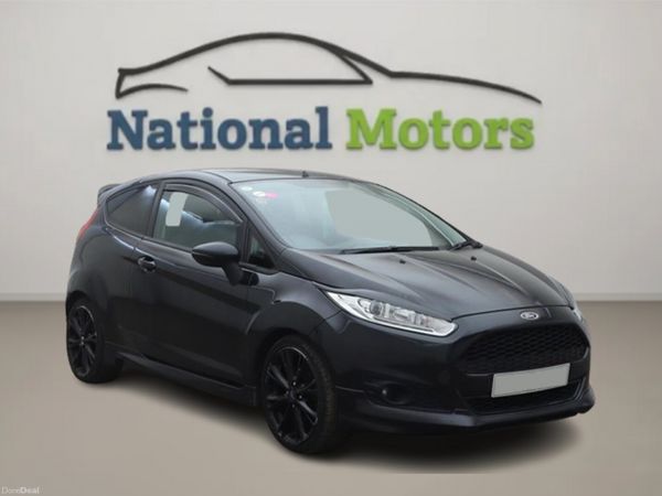 Ford Fiesta Hatchback, Petrol, 2015, Black
