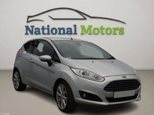Ford Fiesta Hatchback, Petrol, 2015, Silver