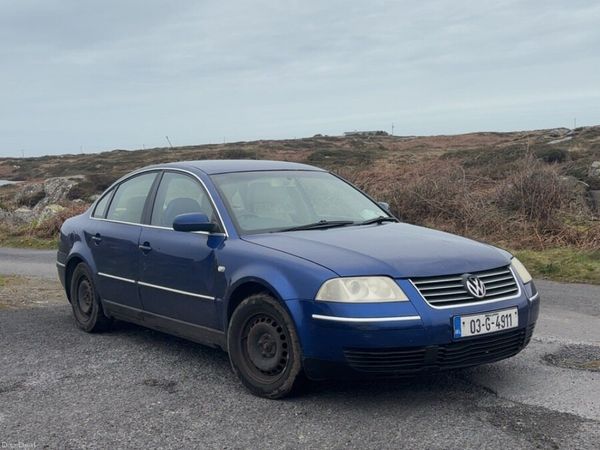 Volkswagen Passat Saloon, Diesel, 2003, Blue