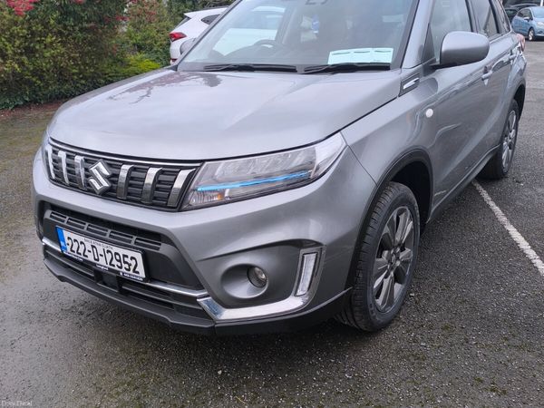 Suzuki Vitara SUV, Petrol, 2022, Grey