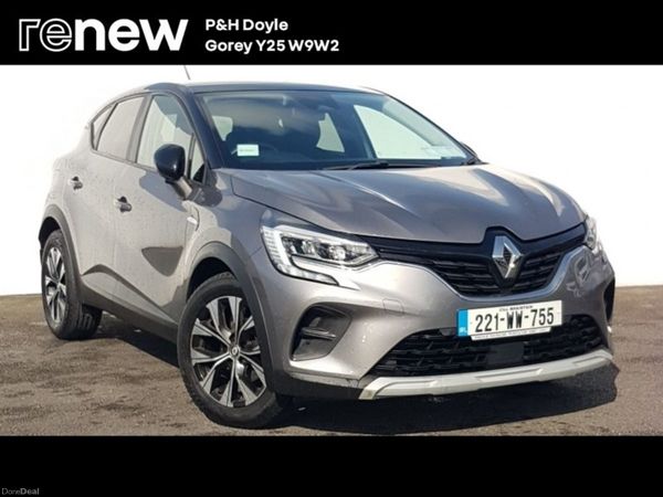 Renault Captur Hatchback, Petrol, 2022, Grey
