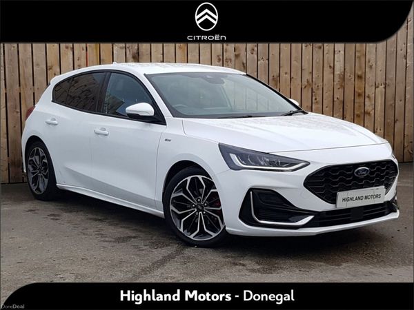 Ford Focus Hatchback, Diesel, 2022, White