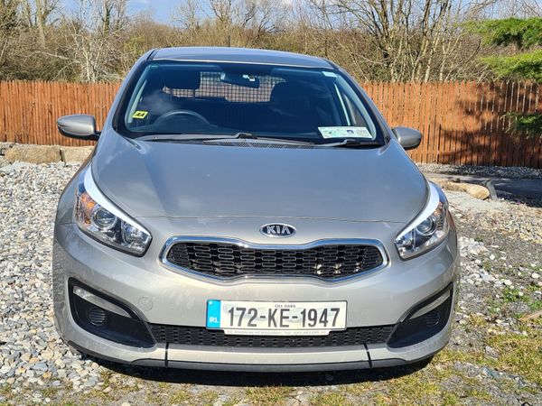 Kia Ceed Hatchback, Diesel, 2017, Grey