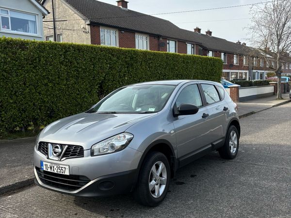 Nissan Qashqai Hatchback, Petrol, 2010, Blue