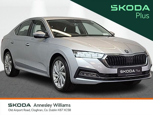 Skoda Octavia Saloon, Petrol, 2023, Grey