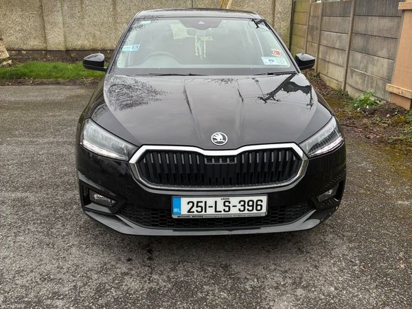 Skoda Fabia Hatchback, Petrol, 2025, Black