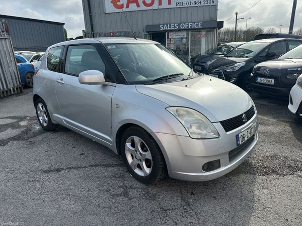 Suzuki Swift Hatchback, Petrol, 2006, Silver