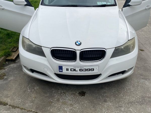 BMW 3-Series Saloon, Diesel, 2011, White