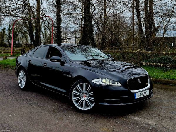Jaguar XJ Saloon, Diesel, 2011, Black