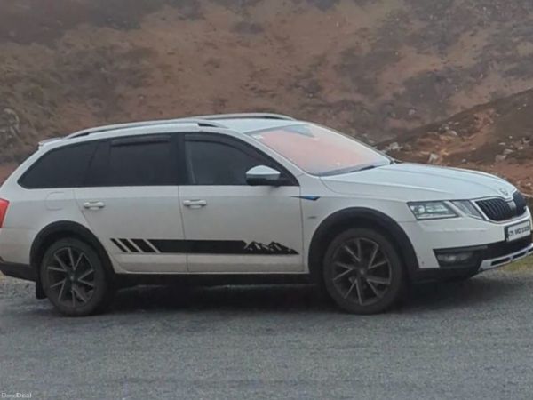 Skoda Octavia Estate, Diesel, 2017, White