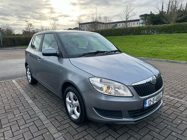 Skoda Fabia Hatchback, Diesel, 2012, Grey