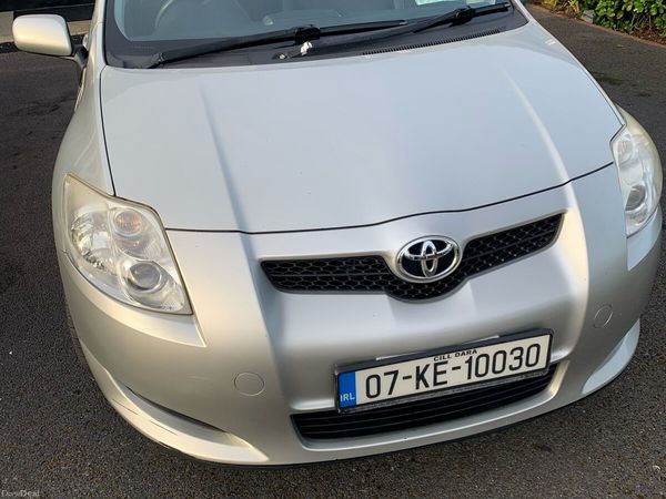 Toyota Auris Hatchback, Petrol, 2007, Silver