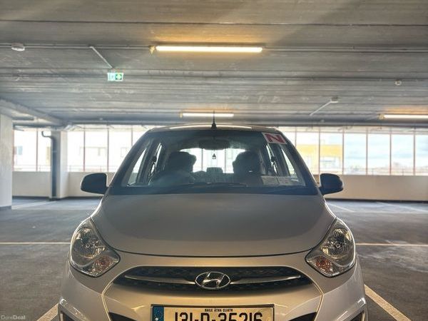 Hyundai i10 Hatchback, Petrol, 2013, Silver