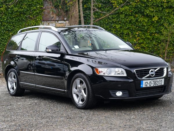 Volvo V50 Estate, Diesel, 2012, Black