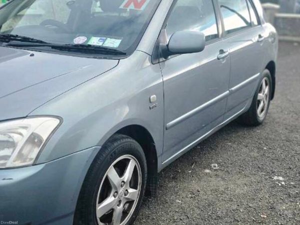 Toyota Corolla Hatchback, Petrol, 2004, Grey