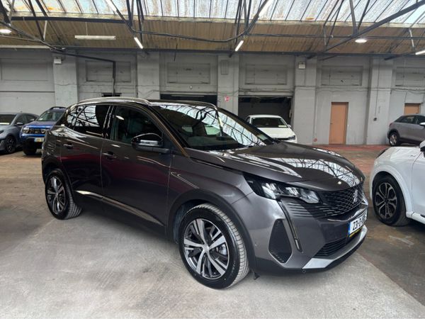 Peugeot 3008 MPV, Diesel, 2023, Grey