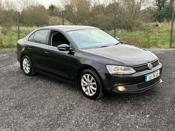 Volkswagen Jetta Saloon, Diesel, 2013, Black