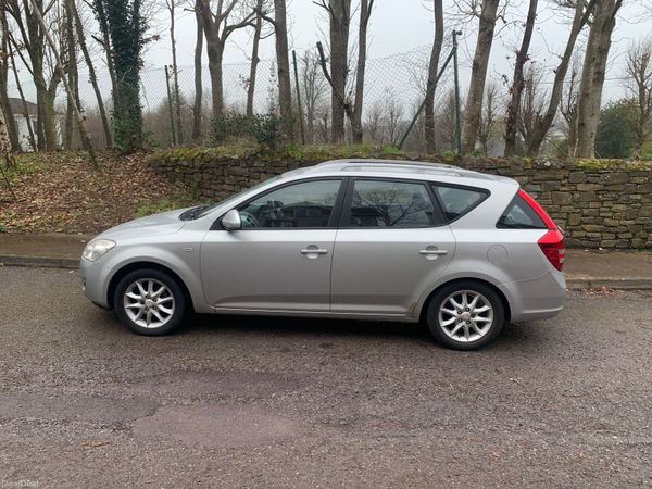 Kia Ceed Estate, Diesel, 2008, Silver