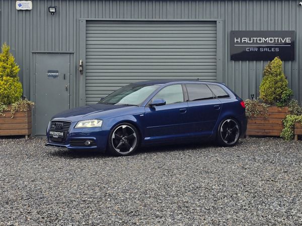 Audi A3 Hatchback, Petrol, 2013, Blue