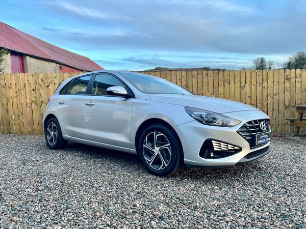 Hyundai i30 Hatchback, Diesel Hybrid, 2021, Silver