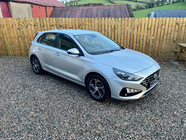 Hyundai i30 Hatchback, Diesel Hybrid, 2021, Silver