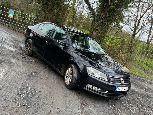 Volkswagen Passat Saloon, Diesel, 2013, Black