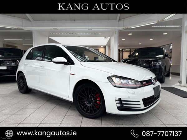 Volkswagen Golf Hatchback, Petrol, 2014, Red