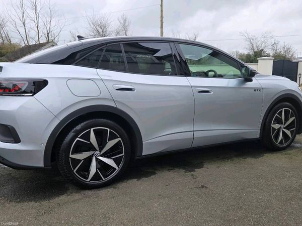 Volkswagen ID.5 Estate/Jeep, Electric, 2025, Grey