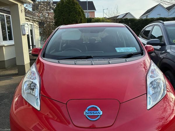 Nissan Leaf Hatchback, Electric, 2017, Red